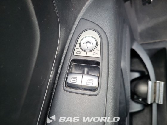 奔驰 Vito 114 封闭箱式货车
