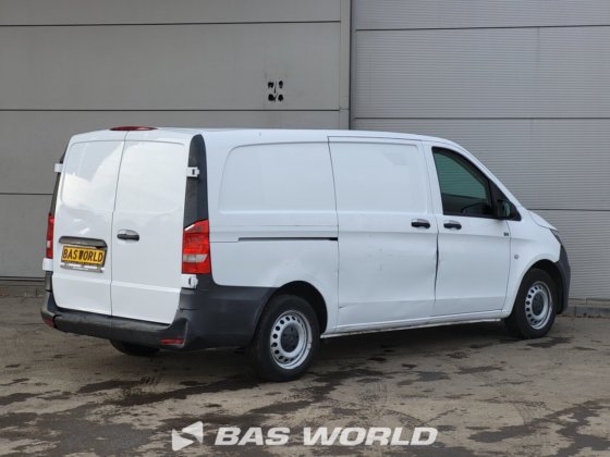 奔驰 Vito 114 封闭箱式货车