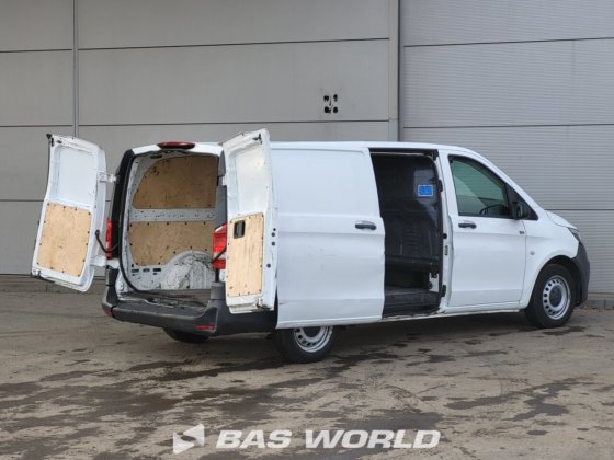 奔驰 Vito 114 封闭箱式货车