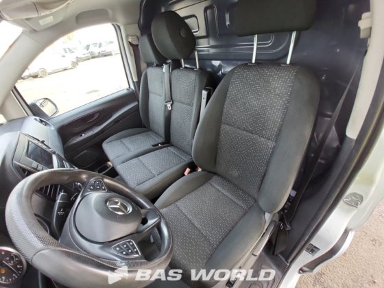 奔驰 Vito 114 封闭箱式货车