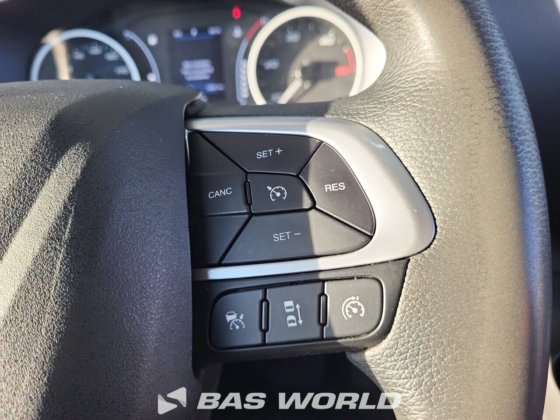 イヴェコ・デイリー 35S16 クローズド・ボックス・バン