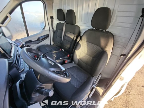 Maxus 封闭箱式货车