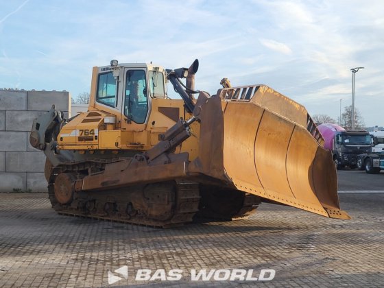 利勃豪世 PR764 爬坡推铲机