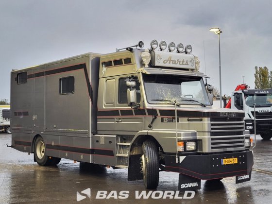 スカニア 85M 4X2 キャンピングカー