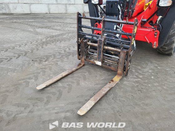 马尼托 MT1840 伸缩臂叉装机