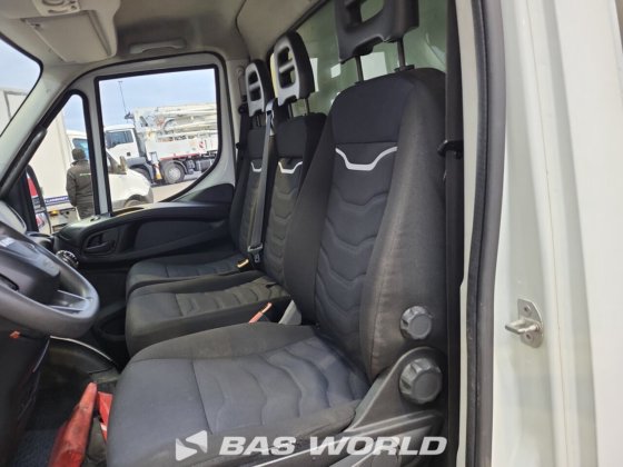 イヴェコ・デイリー 35C16 ボックスボディ