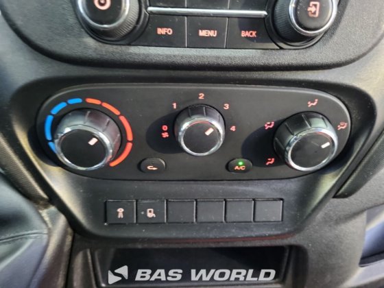 イヴェコ・デイリー 35C16 ボックスボディ