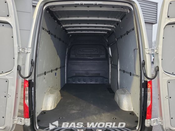 メルセデス スプリンター 315 CDI クローズド・ボックス・バン