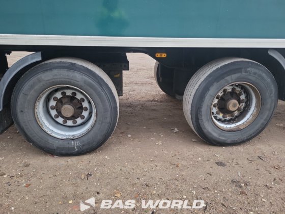 Tracon 封闭箱式半拖车