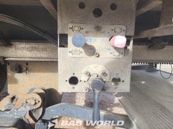 トラコン・クローズドボックス・セミトレーラー