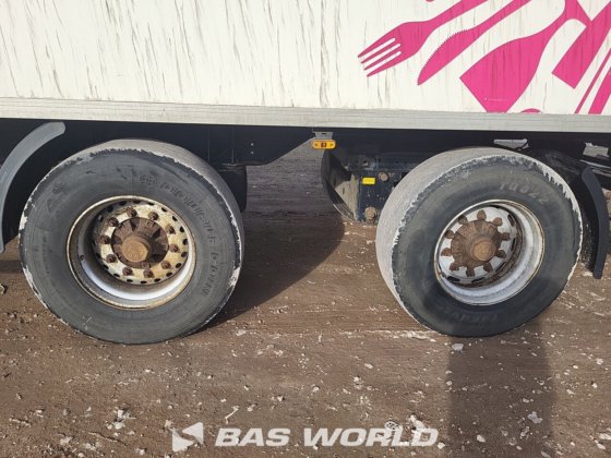 Tracon 封闭箱式半拖车