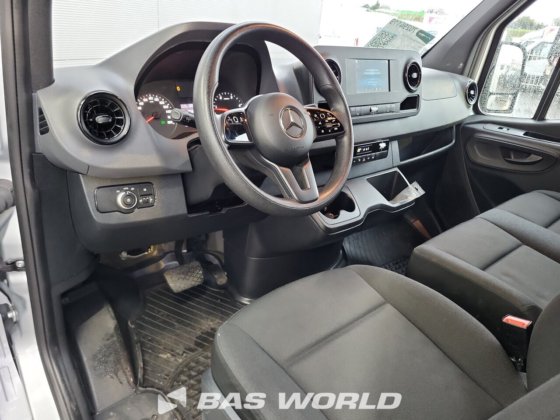 メルセデス スプリンター 315 CDI クローズド・ボックス・バン