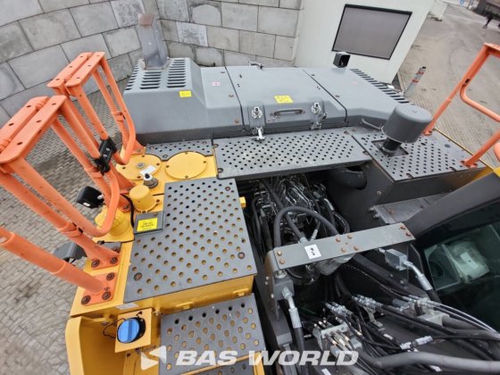 沃尔沃 EC300 E L 履带式挖掘机