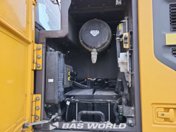 沃尔沃 EC300 E L 履带式挖掘机