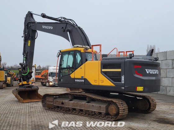 沃尔沃 EC300 E L 履带式挖掘机