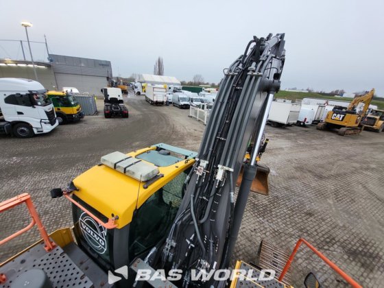 沃尔沃 EC300 E L 履带式挖掘机