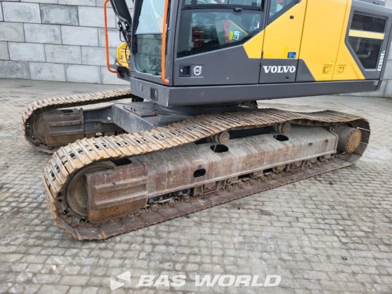 沃尔沃 EC300 E L 履带式挖掘机
