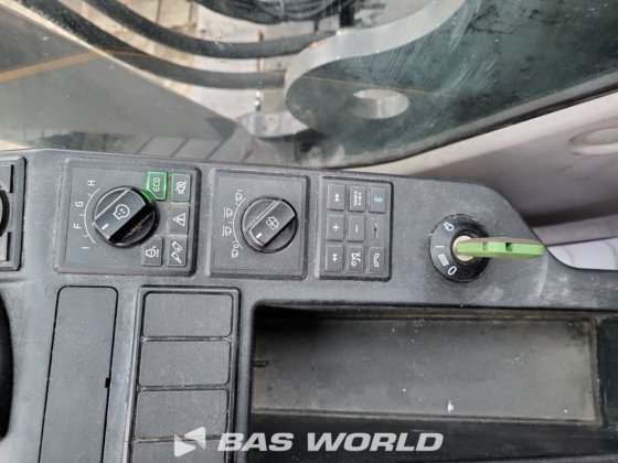 沃尔沃 EC300 E L 履带式挖掘机