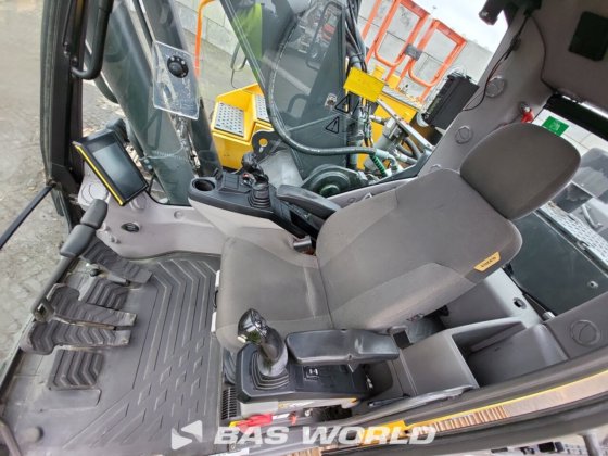 沃尔沃 EC300 E L 履带式挖掘机