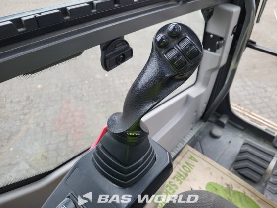 沃尔沃 EC300 E L 履带式挖掘机