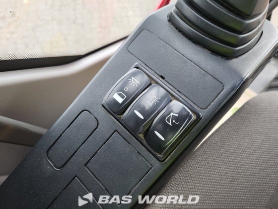 沃尔沃 EC300 E L 履带式挖掘机