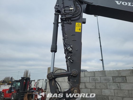 沃尔沃 EC300 E L 履带式挖掘机