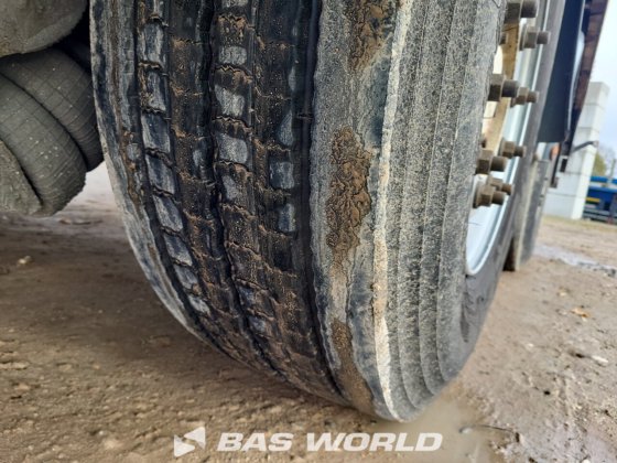 レンダーズクローズドボックスセミトレーラー