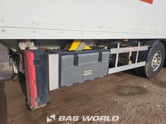 レンダーズクローズドボックスセミトレーラー