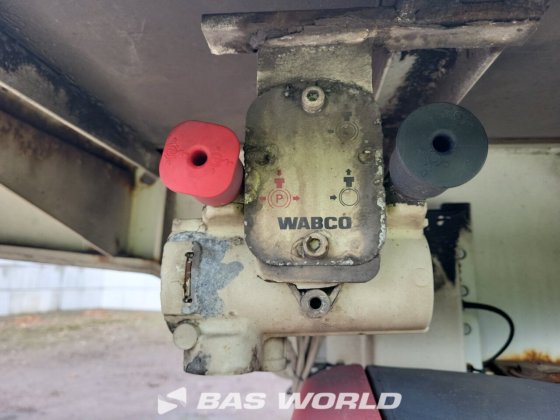 レンダーズクローズドボックスセミトレーラー