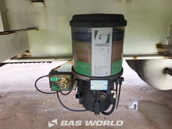 レンダーズクローズドボックスセミトレーラー