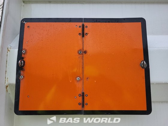 レンダーズクローズドボックスセミトレーラー