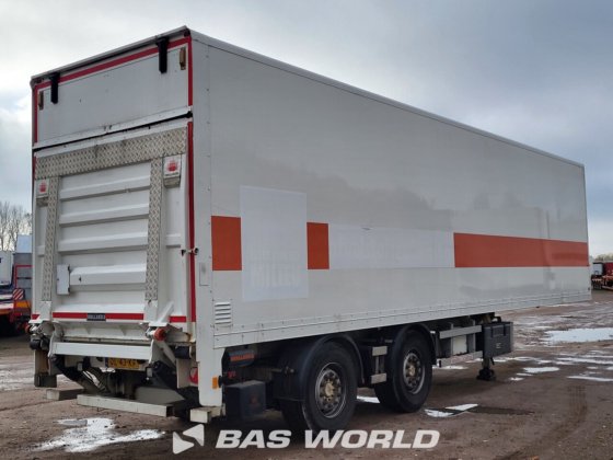 レンダーズクローズドボックスセミトレーラー