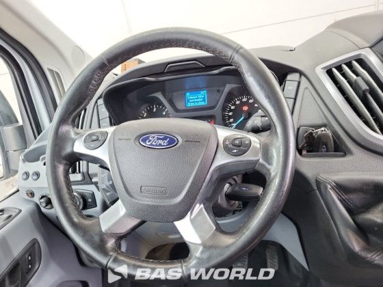 フォード トランジット 130pk クローズド・ボックス・バン