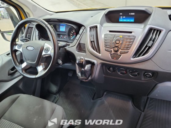 福特全顺 130pk 封闭箱式货车