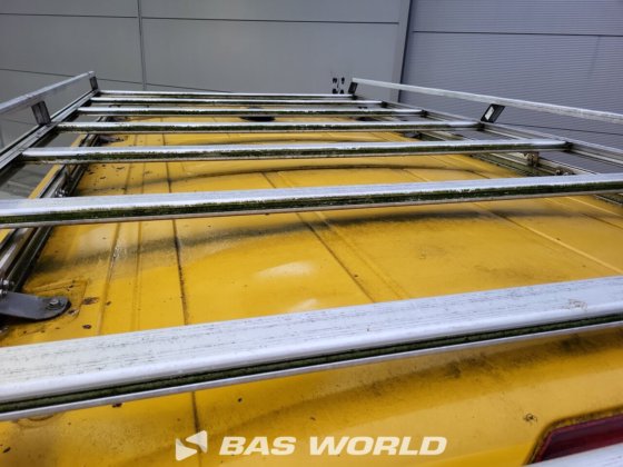 福特全顺 130pk 封闭箱式货车