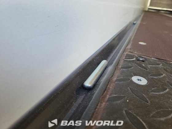 Krone 封闭箱式半拖车