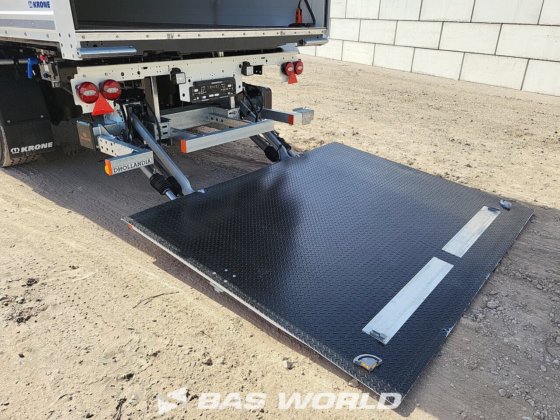 Krone 封闭箱式半拖车