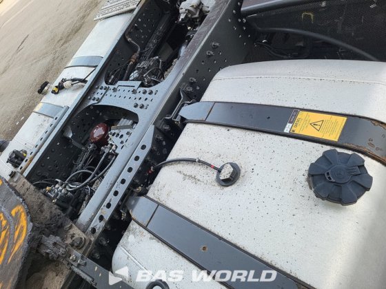 メルセデス アクトロス 1942 4X2 トラクターユニット