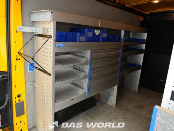 フォード トランジット 130pk クローズド・ボックス・バン