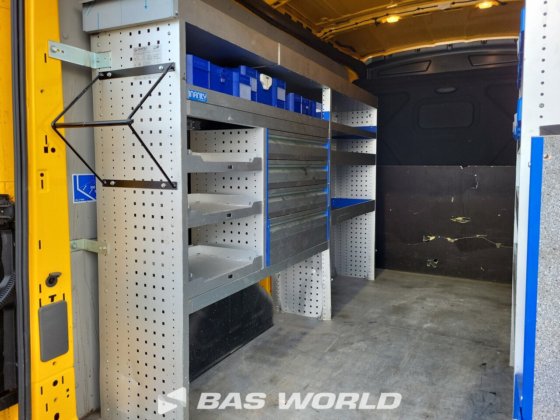 フォード トランジット 130pk クローズド・ボックス・バン