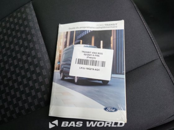 フォード トランジット 130pk クローズド・ボックス・バン