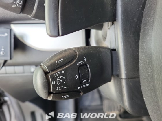 オペル・ヴィヴァーロ 145PK クローズド・ボックス・バン