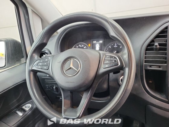 メルセデス・ヴィトー 114 クローズド・ボックス・バン