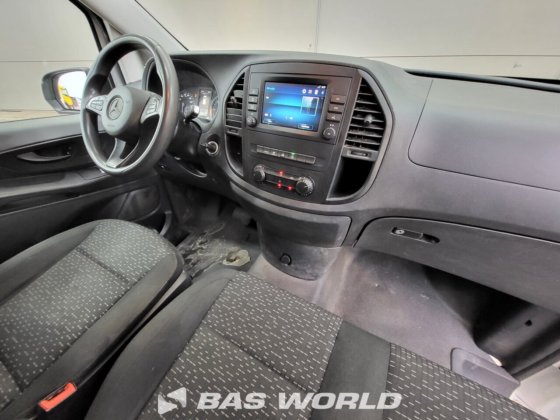 メルセデス・ヴィトー 114 クローズド・ボックス・バン