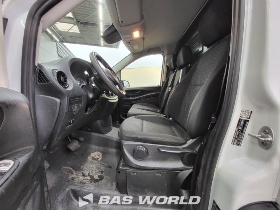 メルセデス・ヴィトー 114 クローズド・ボックス・バン