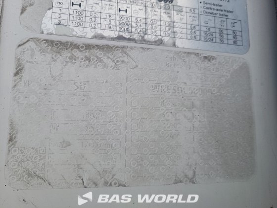 クローネ冷凍セミトレーラ