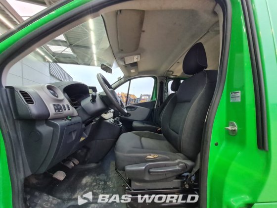 雷诺 Trafic 125PK 封闭式厢式货车