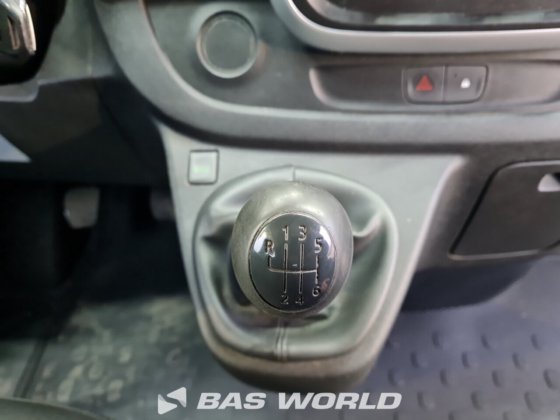 雷诺 Trafic 125PK 封闭式厢式货车