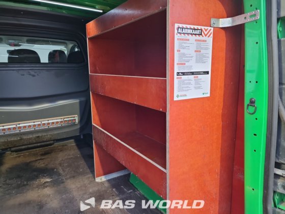 雷诺 Trafic 125PK 封闭式厢式货车