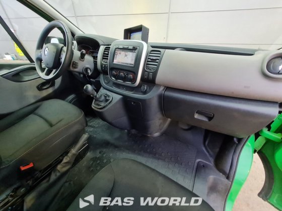 雷诺 Trafic 125PK 封闭式厢式货车